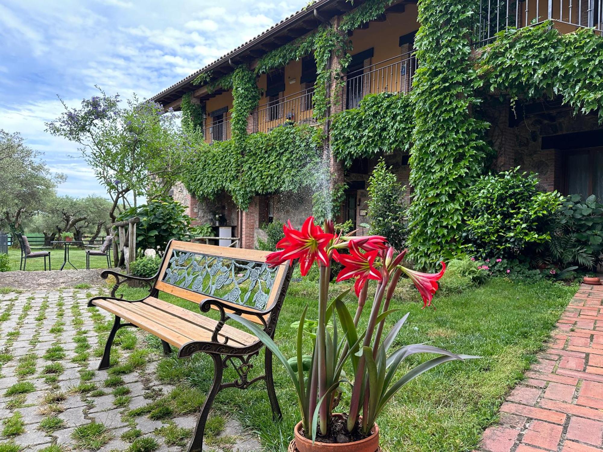 Hotel Rural La Covacha Losar De La Vera Exterior foto